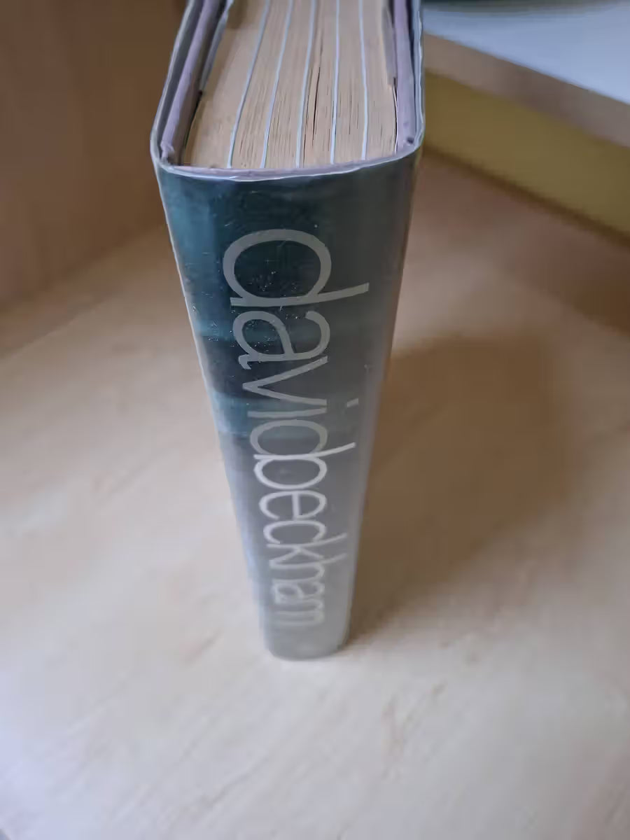 David Beckham My Side Autobiography 2003 HarperCollins Signed Hardback Collectible (Second Hand)