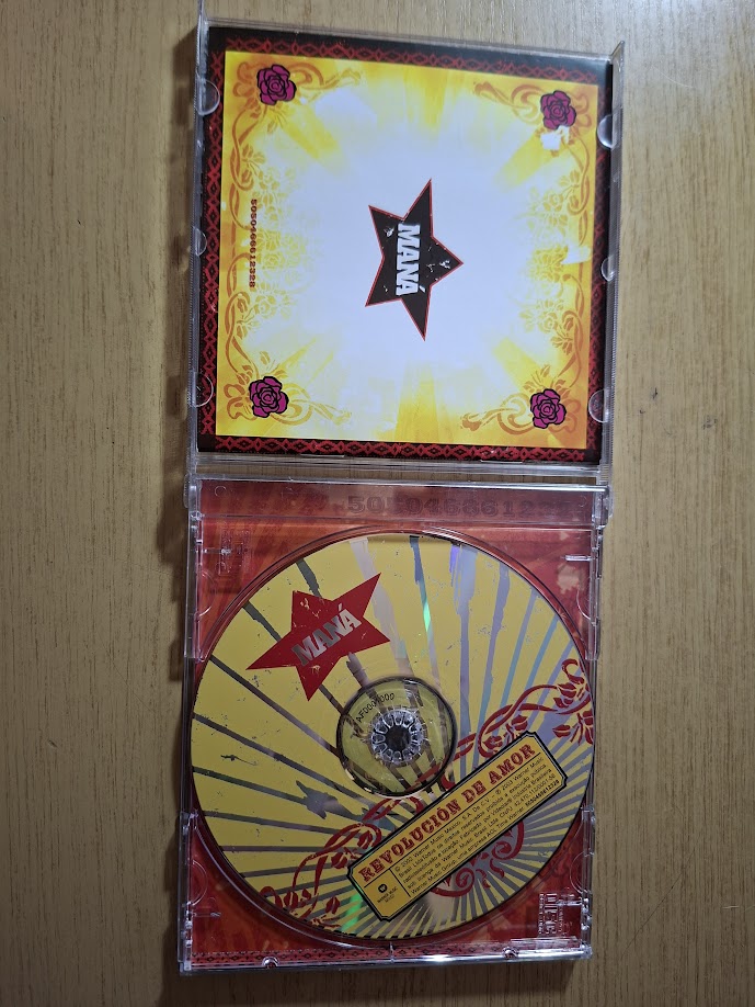 Maná – Revolución De Amor (2011) — Second-Hand CD