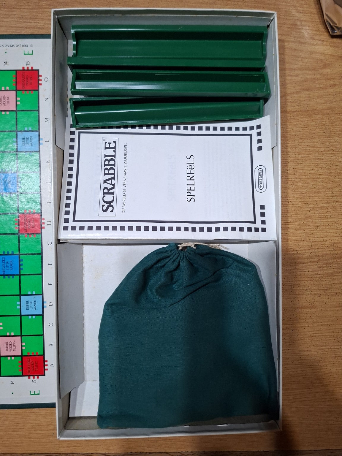 Scrabble – Afrikaans Edition (Complete Set with Board, Tiles & Rules)