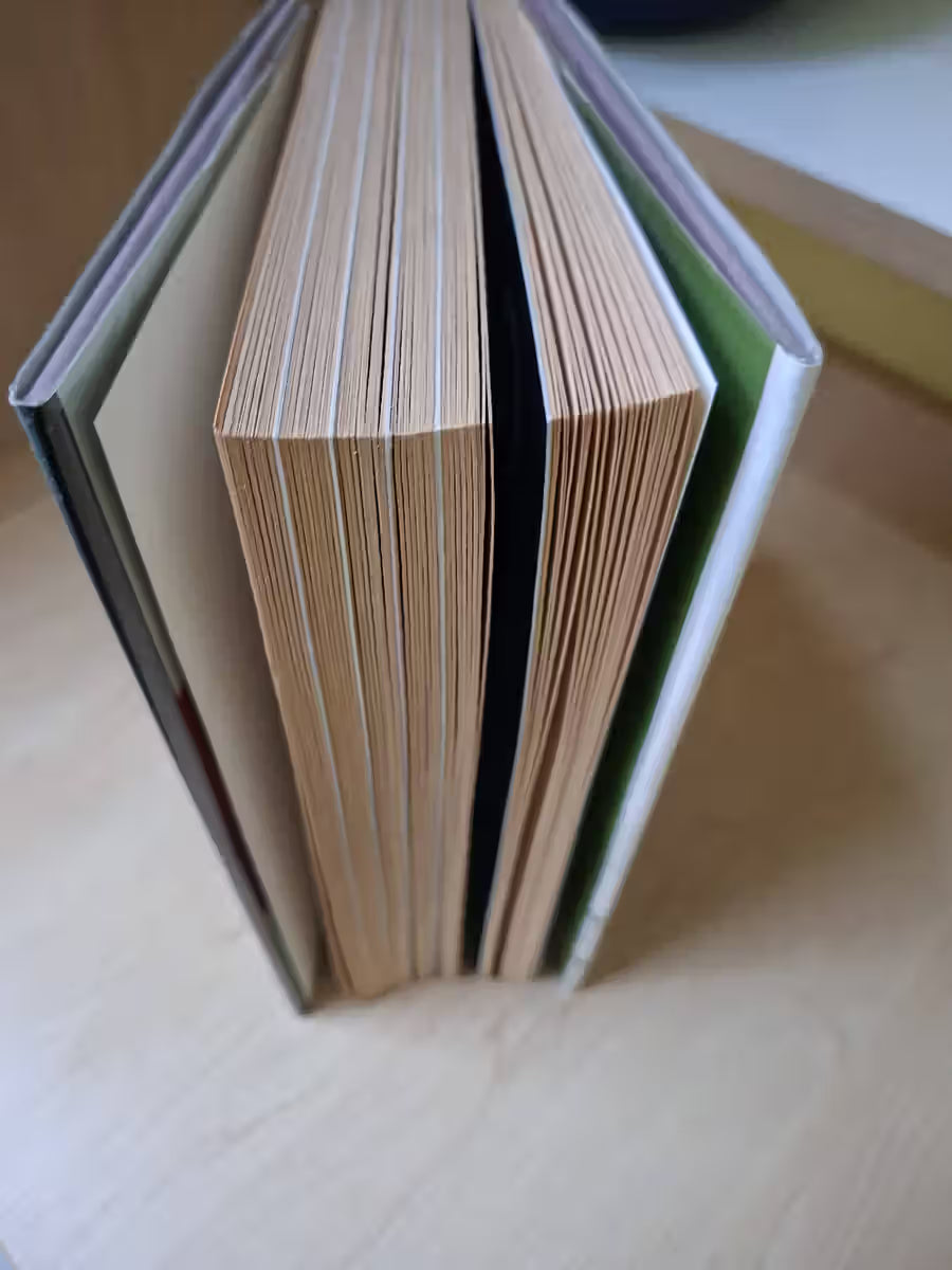 David Beckham My Side Autobiography 2003 HarperCollins Signed Hardback Collectible (Second Hand)