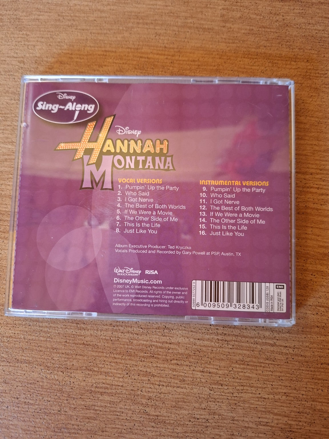 🎤 Disney Sing-Along – Hannah Montana (CD + Lyric Book, 2007)