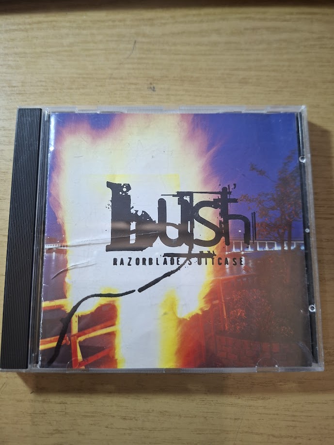 Bush – Razorblade Suitcase (Second-Hand CD)
