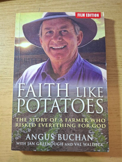 Faith Like Potatoes: The Story of a Farmer Who Risked Everything for God (Paperback) (Second-Hand)