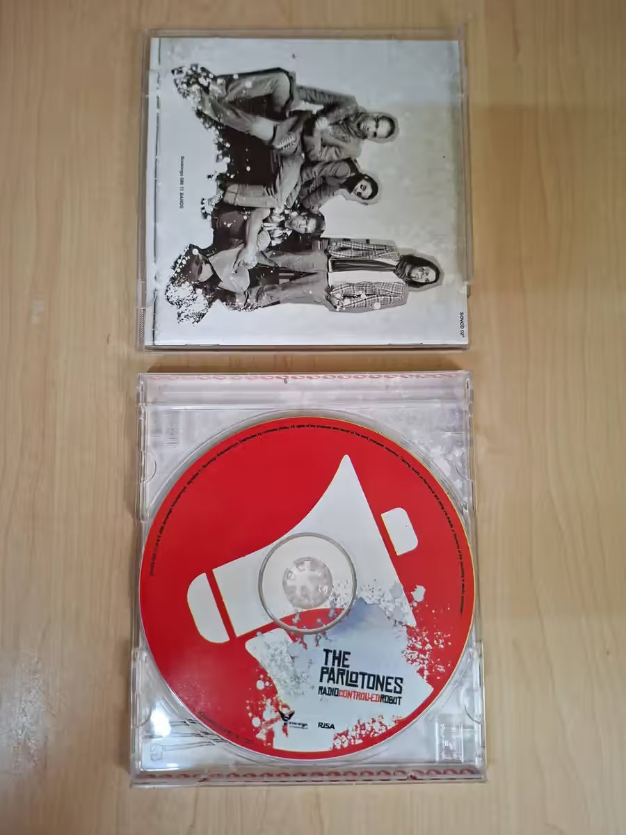 The Parlotones Radiocontrolledrobot (2005) [CD]